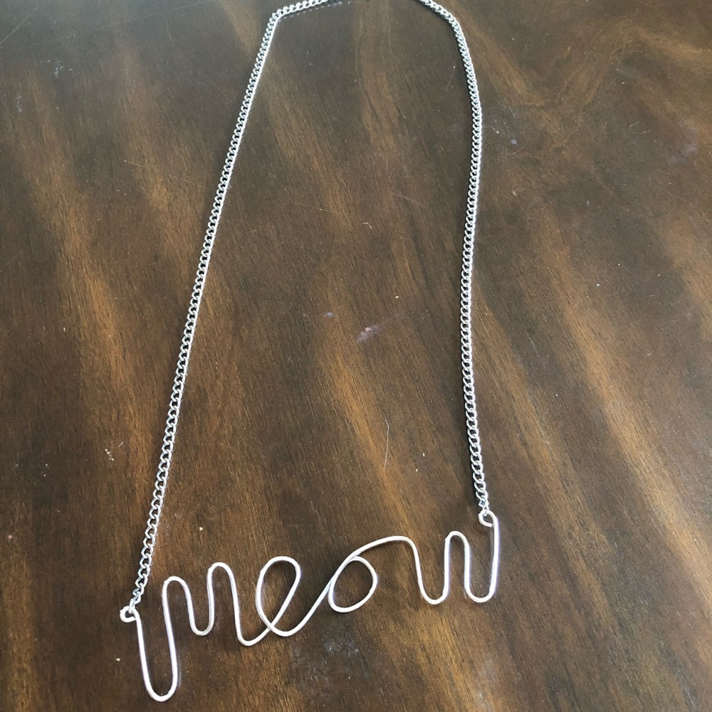 “Meow” necklace